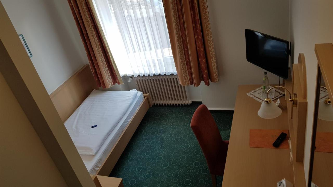 Hotel Gasthof Specht Aichach Extérieur photo
