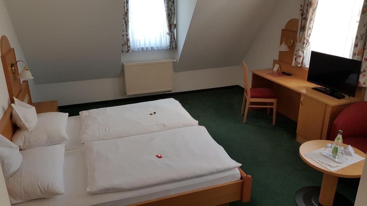 Hotel Gasthof Specht Aichach Extérieur photo