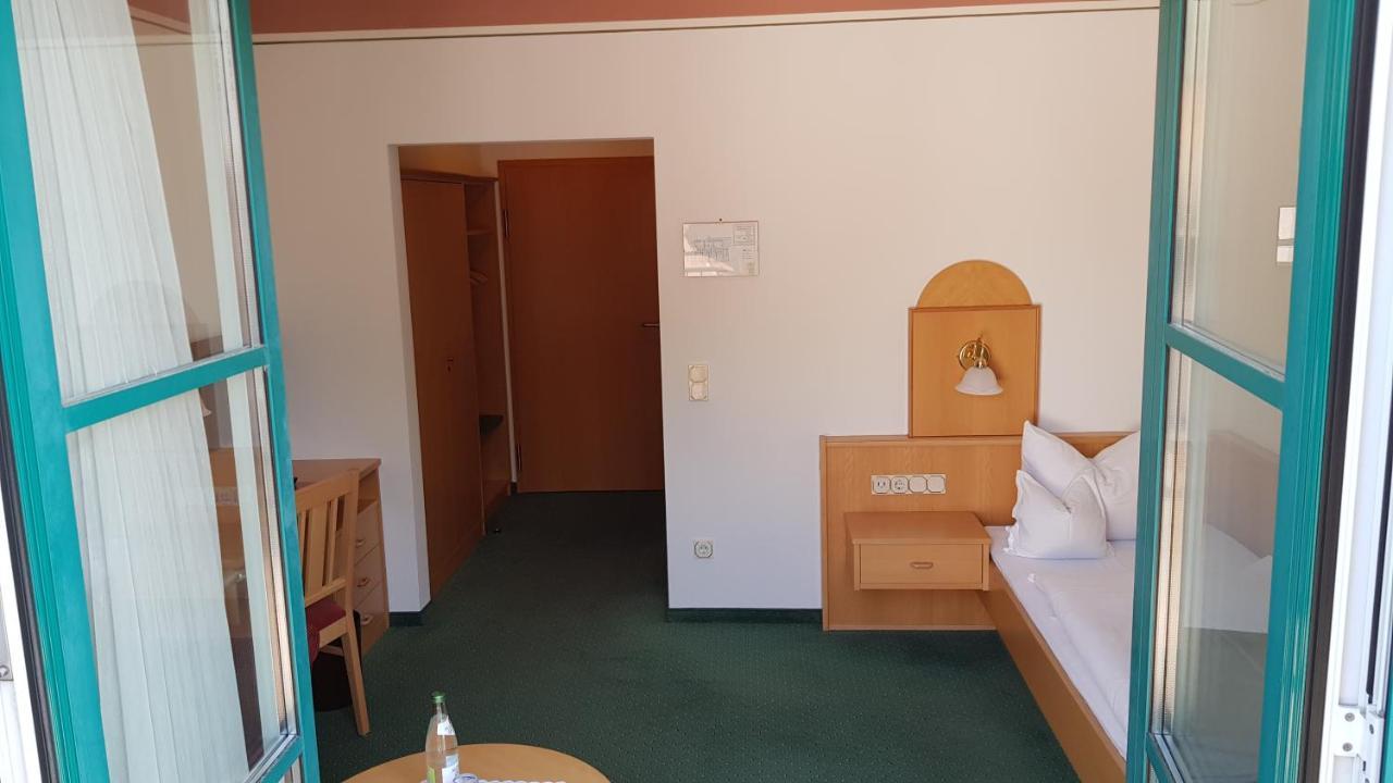 Hotel Gasthof Specht Aichach Extérieur photo